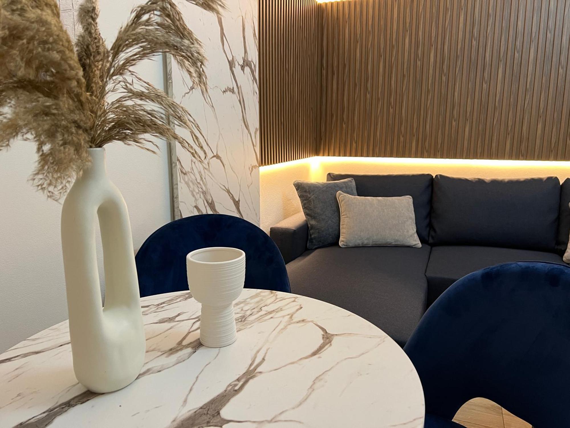 Apartment Oasis 3 By Gg *